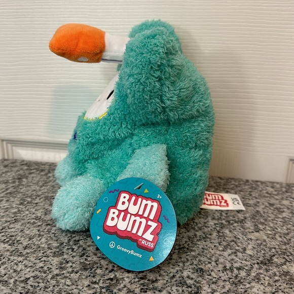 NWT 7.5” Giovanni the guitar groovybumz BumBumz - Picture 2 of 3